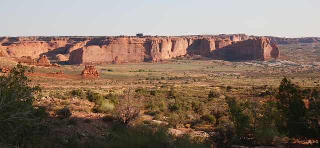 Arches NP -- Long distance view of the Monoliths 