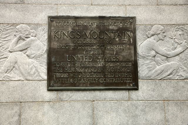 Plaque on the US Monument 