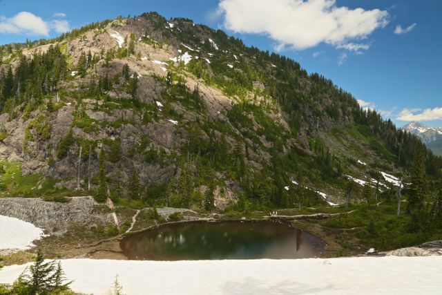 Mt Baker -- Highwood Lake 