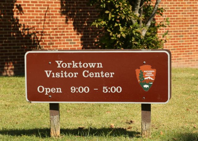 Yorktown Battlefield -- Historical Park Sign
